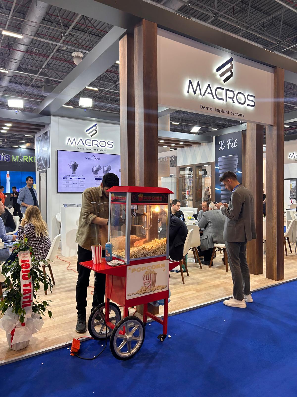Fuar alanında popcorn servisi ve catering operasyonu